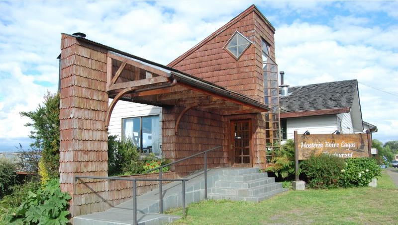 Hotel Hosteria Entre Lagos Puyehue Exterior photo
