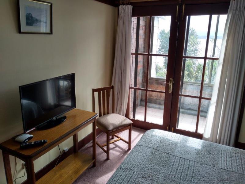 Hotel Hosteria Entre Lagos Puyehue Exterior photo